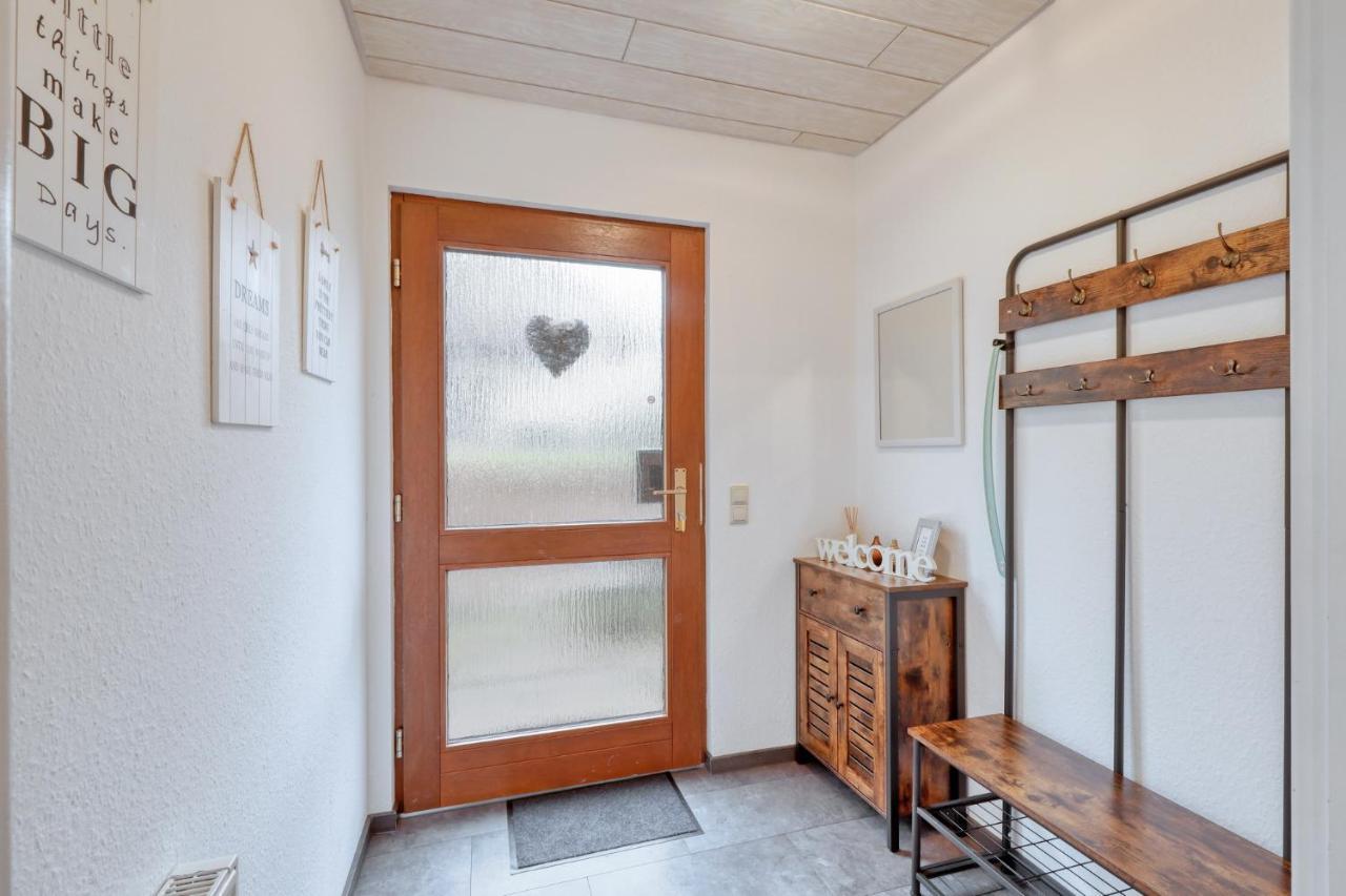 Seepark Kirchheim Ferienhaus bei Diane mit Sauna Exterior foto